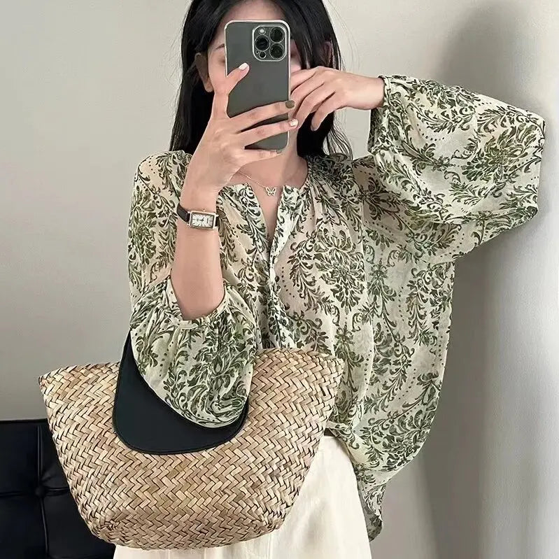 Summer V Neck Lantern Sleeve Loose Blouses Shirts Tops Vintage Boho Floral Print Chiffon Shirts Women's Sunscreen Shirt