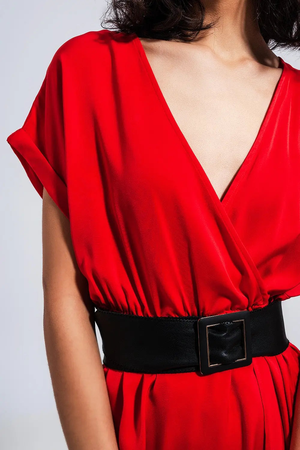 Short Sleeve Satin Maxi Dress in Red Q2